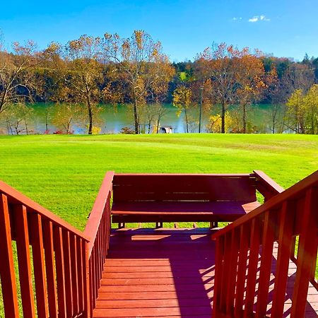 The Barn At Evermore: Riverfront Retreat W/Hot Tub ルーレイ エクステリア 写真
