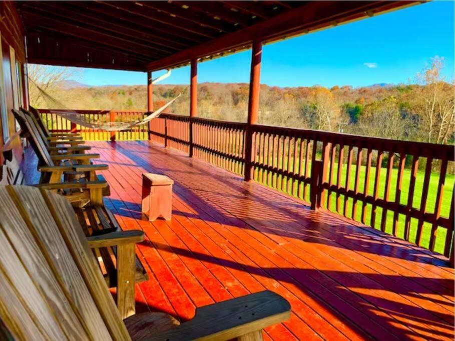 The Barn At Evermore: Riverfront Retreat W/Hot Tub ルーレイ エクステリア 写真