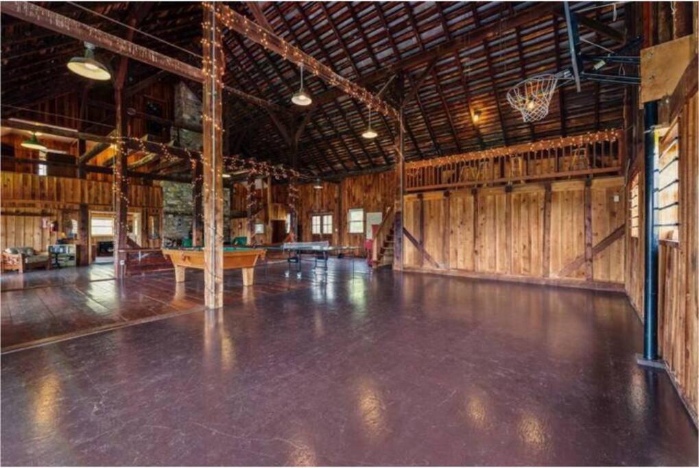 The Barn At Evermore: Riverfront Retreat W/Hot Tub ルーレイ エクステリア 写真