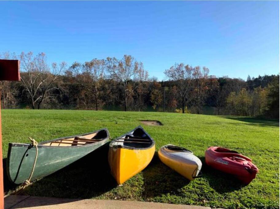 The Barn At Evermore: Riverfront Retreat W/Hot Tub ルーレイ エクステリア 写真