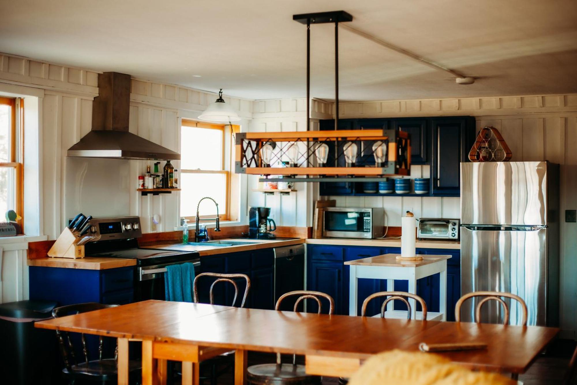 The Barn At Evermore: Riverfront Retreat W/Hot Tub ルーレイ エクステリア 写真